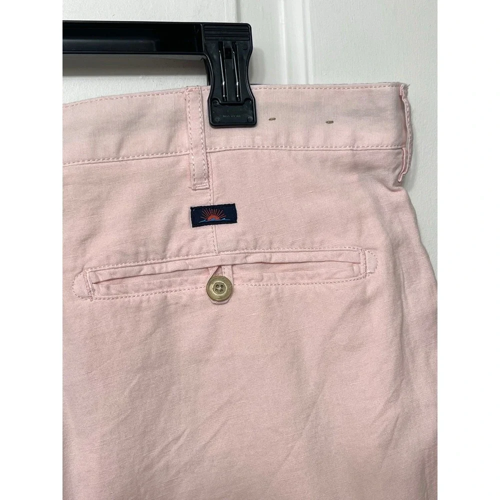 Faherty Men's Malibu Linen & Cotton Chino Shorts in Pink Size 38